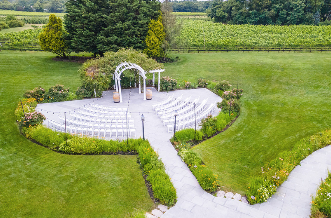 Vineyards-at-Aquebogue-Hero